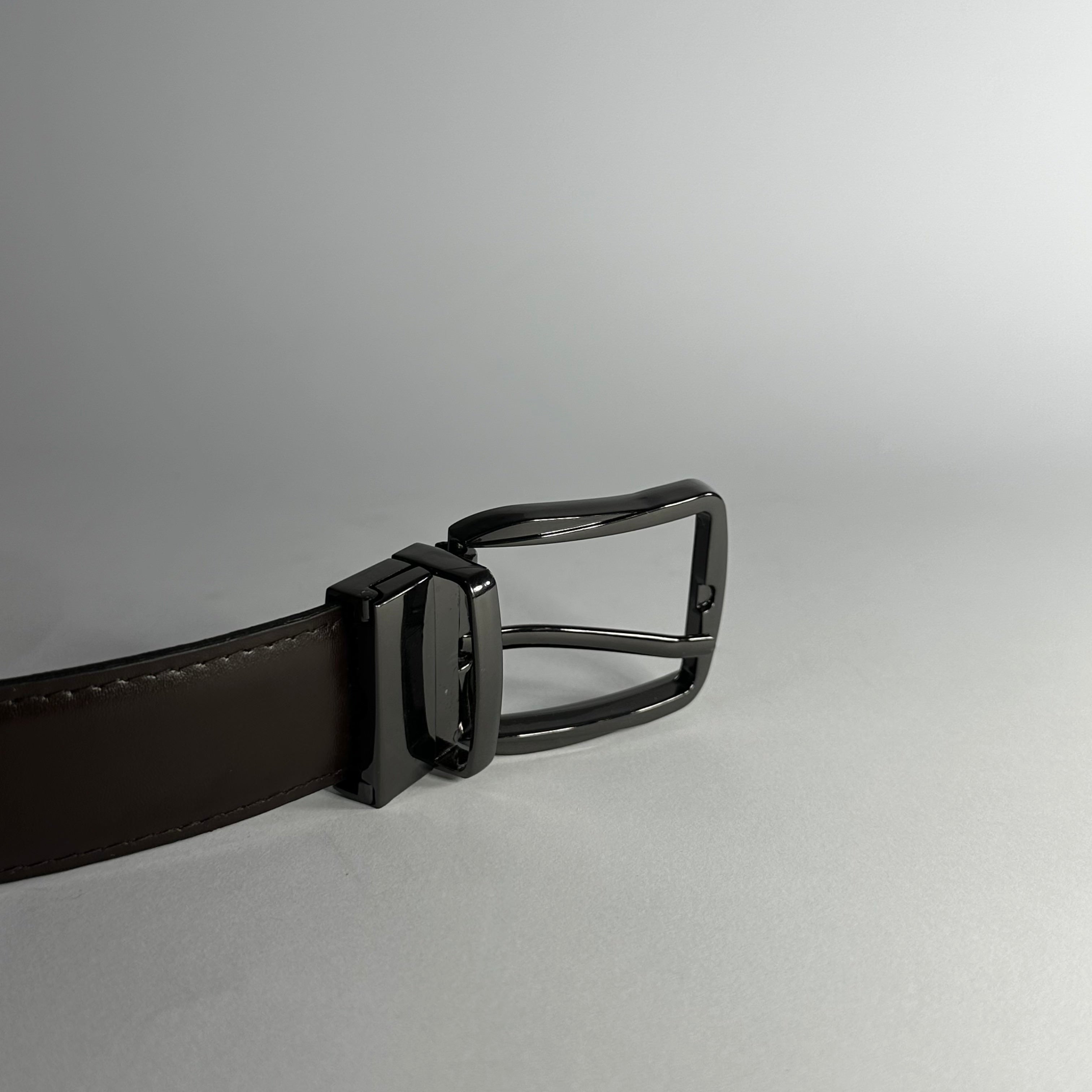 The Executive Men's Leather Belt