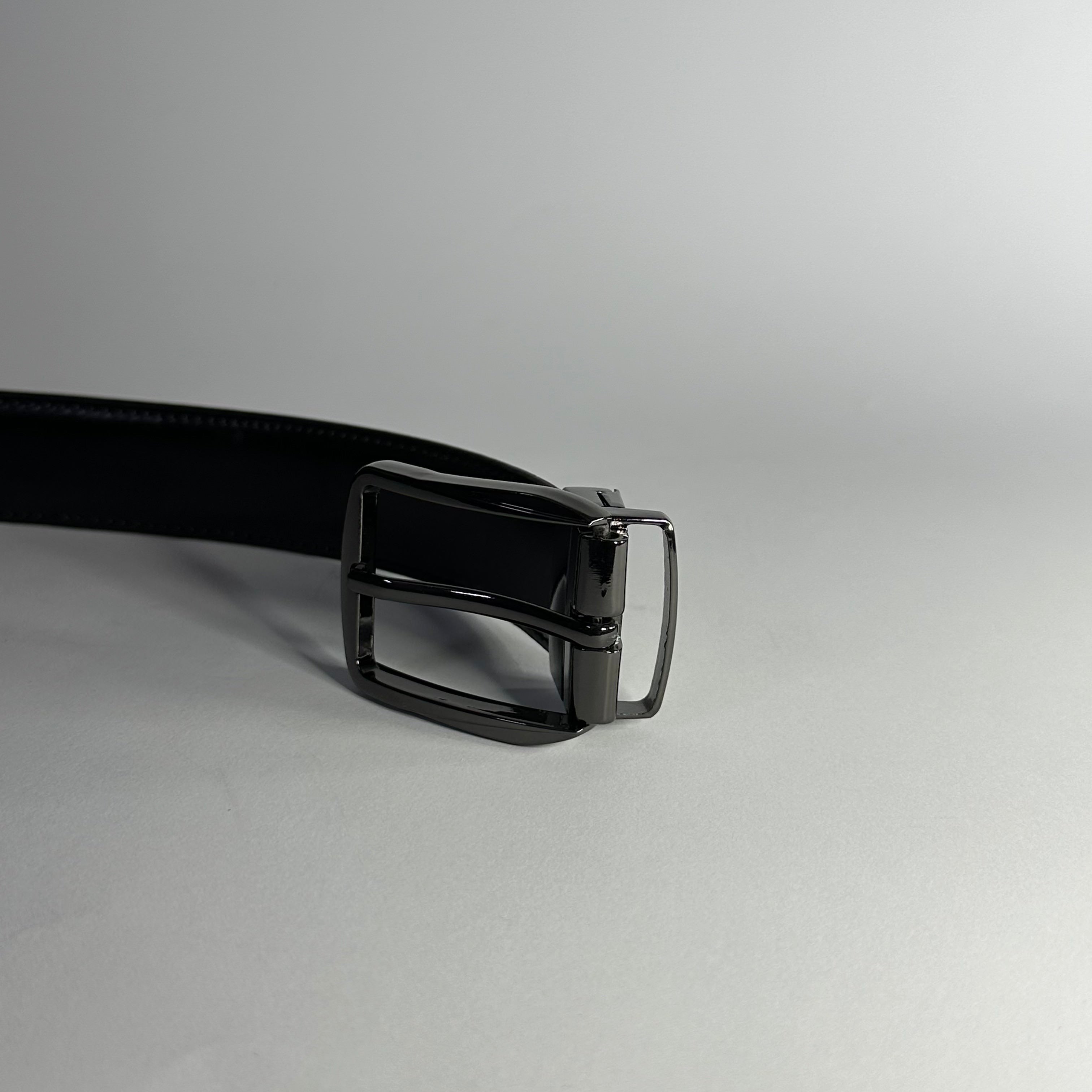 The Executive Men's Leather Belt