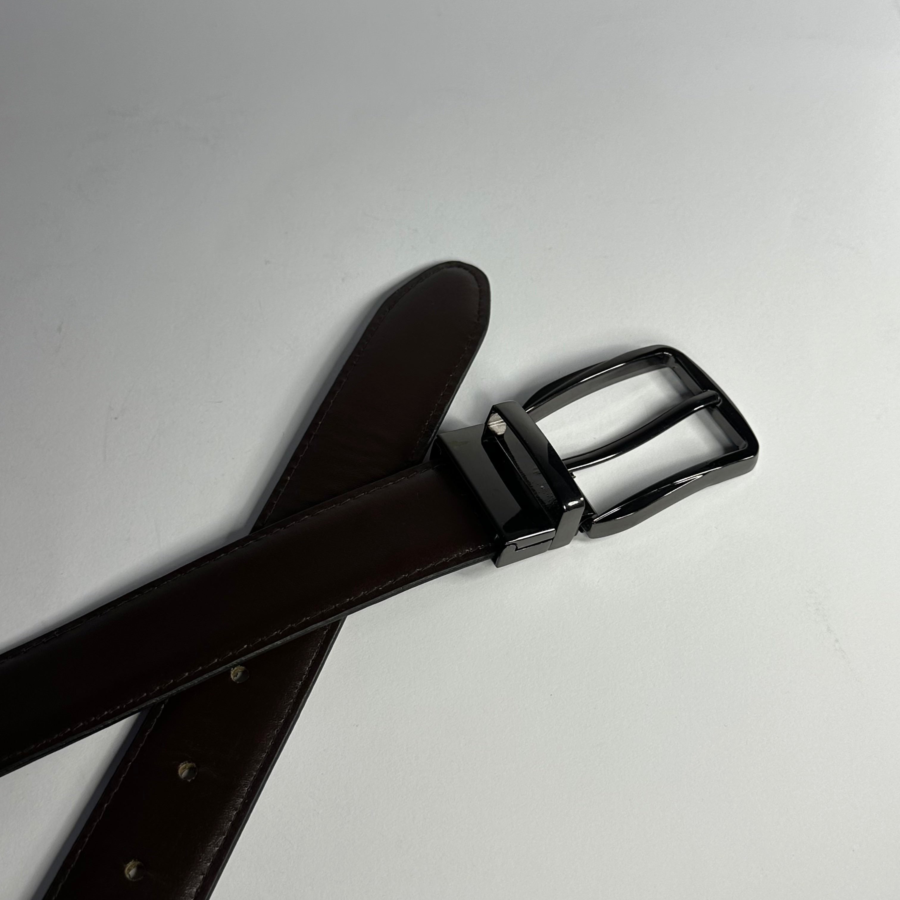 The Executive Men's Leather Belt